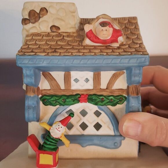 Vintage Partylite "Santa's Workshop" Holiday Tealight Candle Holder (P0269) - Picture 9 of 15